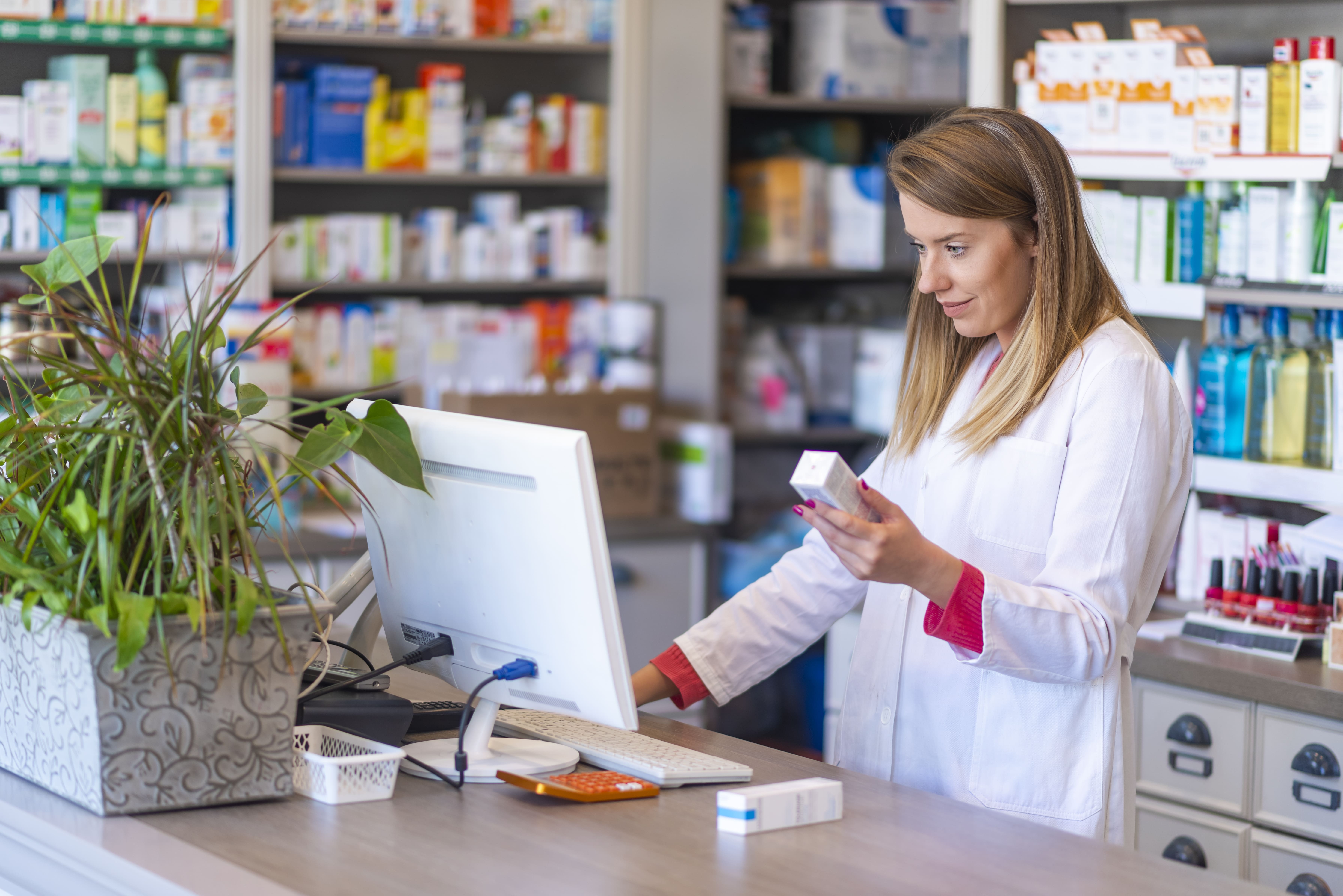 Should You Ever Use a Discount Coupon for Prescriptions if You Have Insurance? | America’s Pharmacy